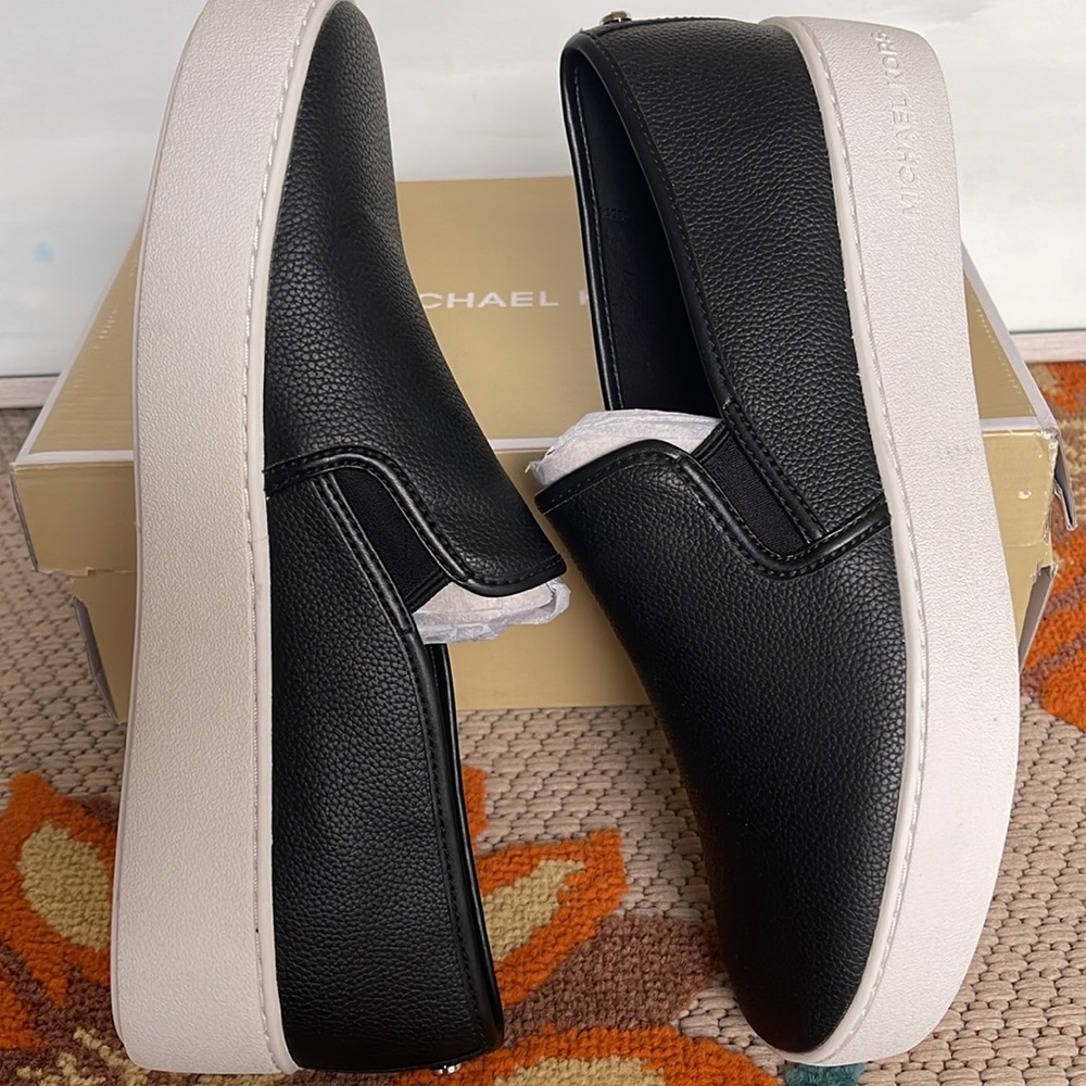 Michael Kors TEDDI SLIP ON
TUMBLED FAUX LTHR
49T2TEFP1L
Black 
Platform Sneakers - Picture 11 of 16